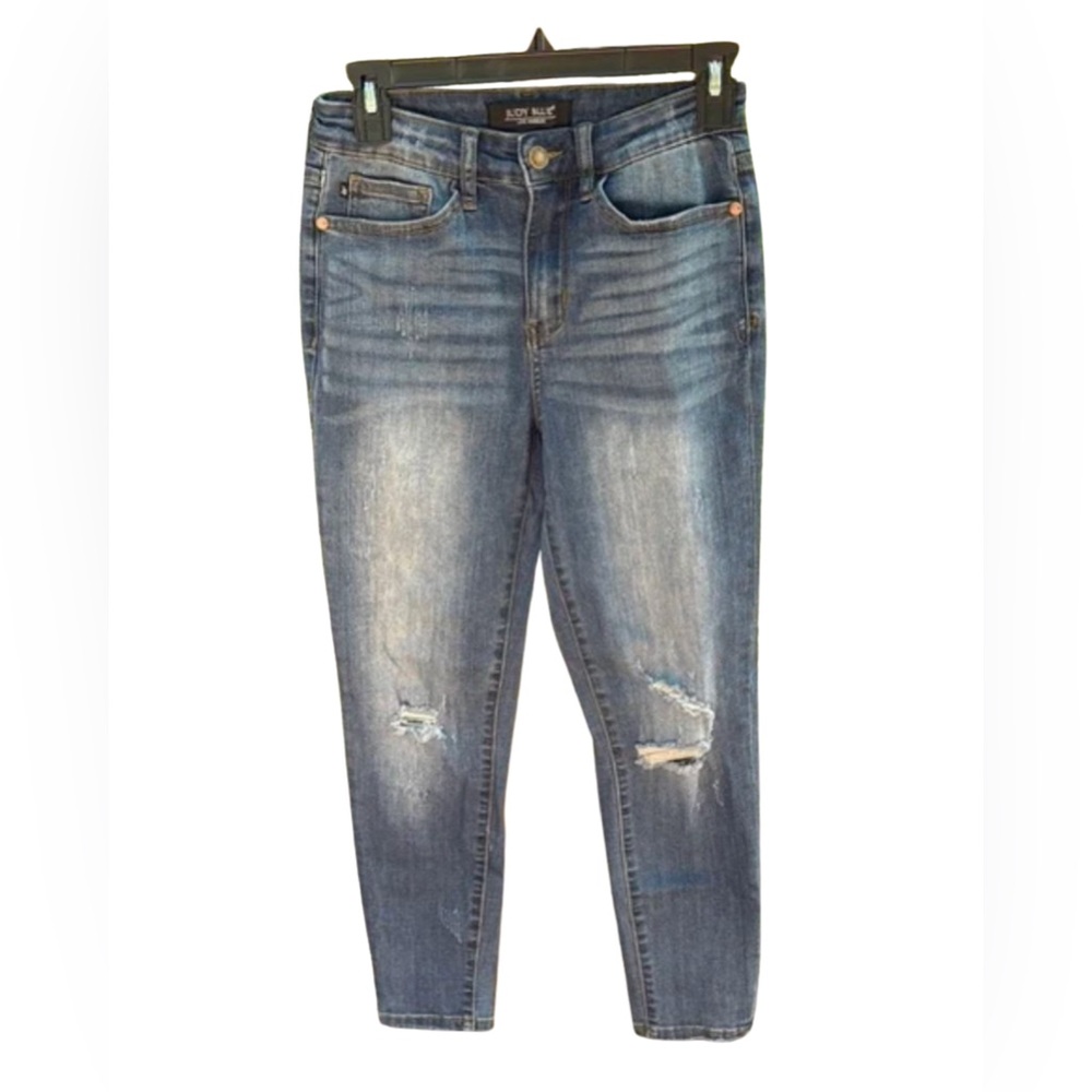 Judy Blue Relaxed Fit Distressed Medium Wash Denim Jeans JB8271 DK Womens 28